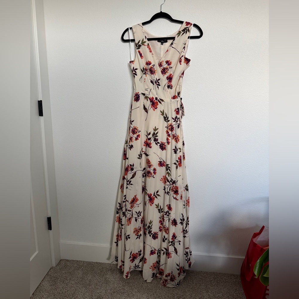 Lulus floral wrap maxi dress - Picture 2 of 8